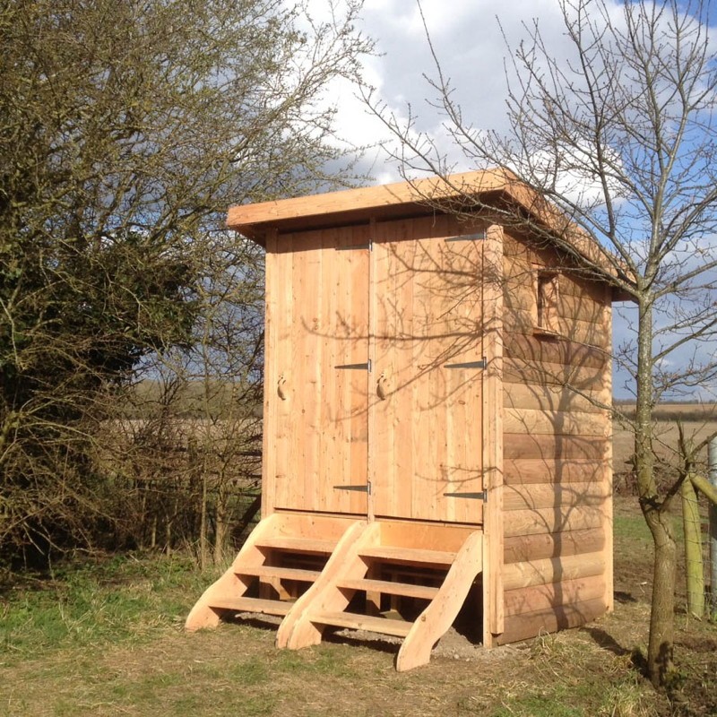 как правильно построить туалет на даче деревянный
