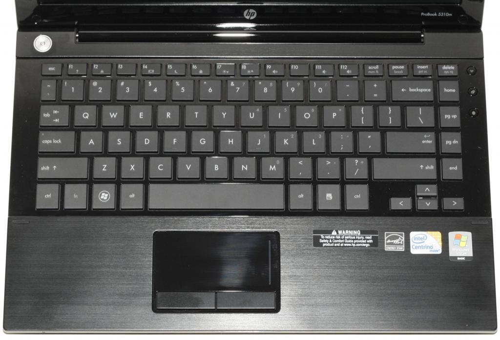 Клавиатура на ноутбуке.