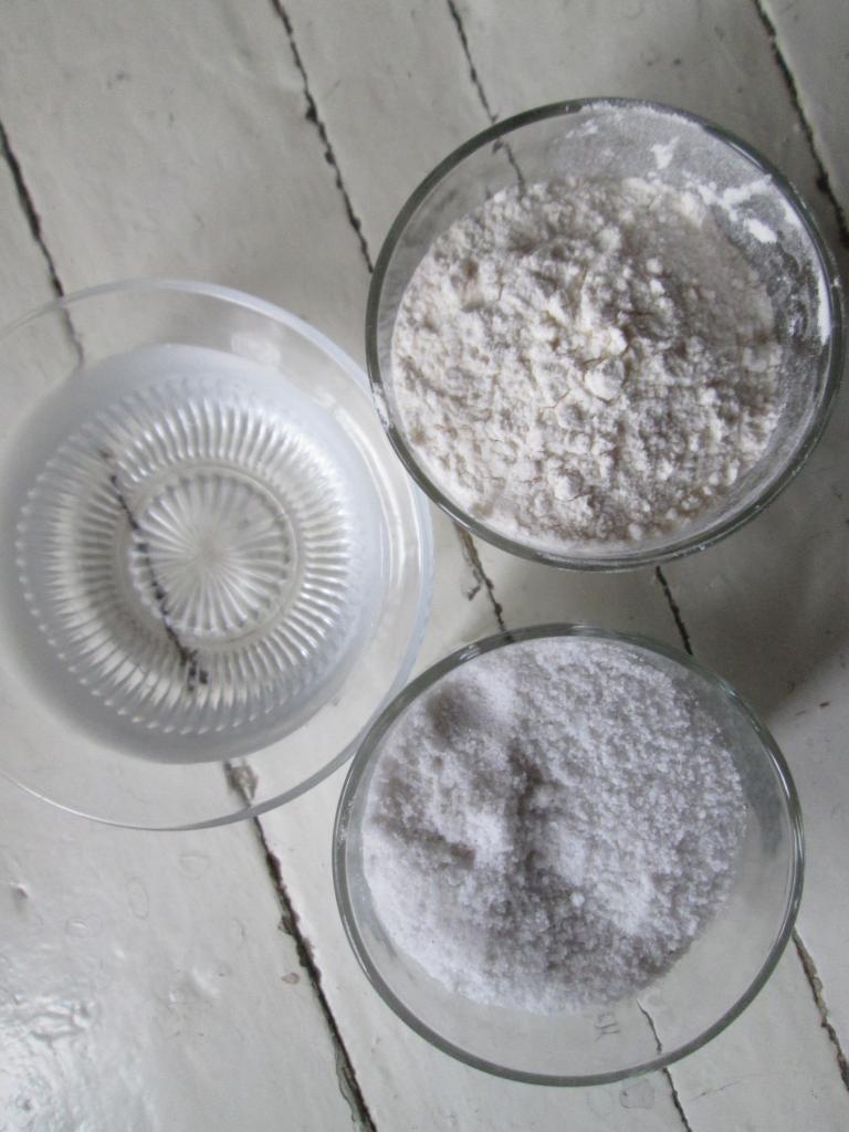 основные ингредиенты для приготовления соленого теста
