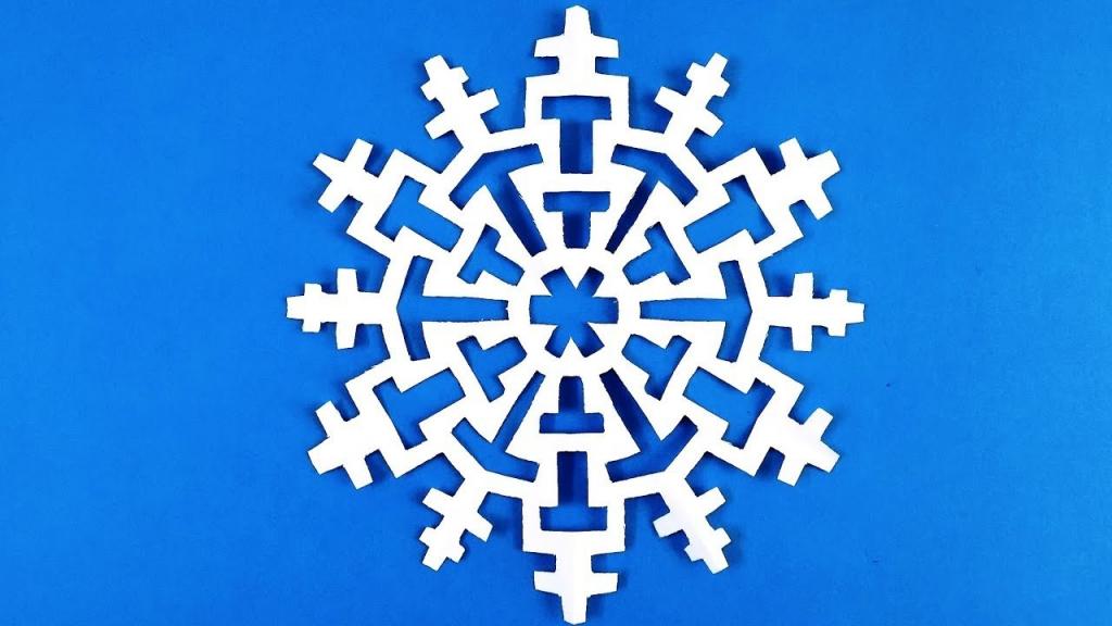 Снежинка с крестами